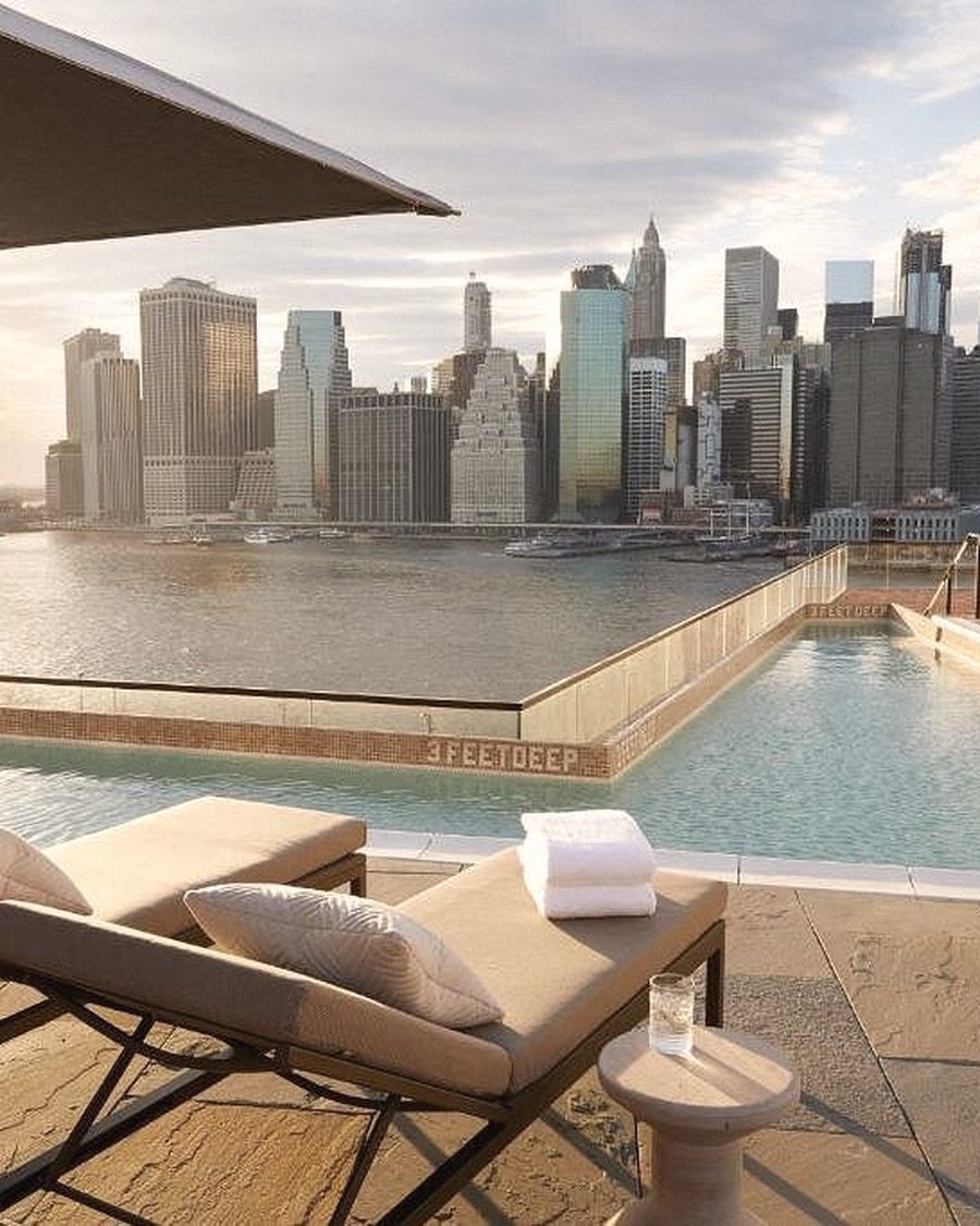 1 Hotel Brooklyn Bridge, looking toward the Manhattan skyline